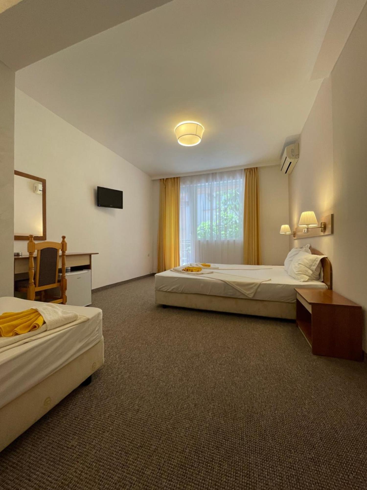 Alatoni Beach Hotel Sosopol Exterior foto